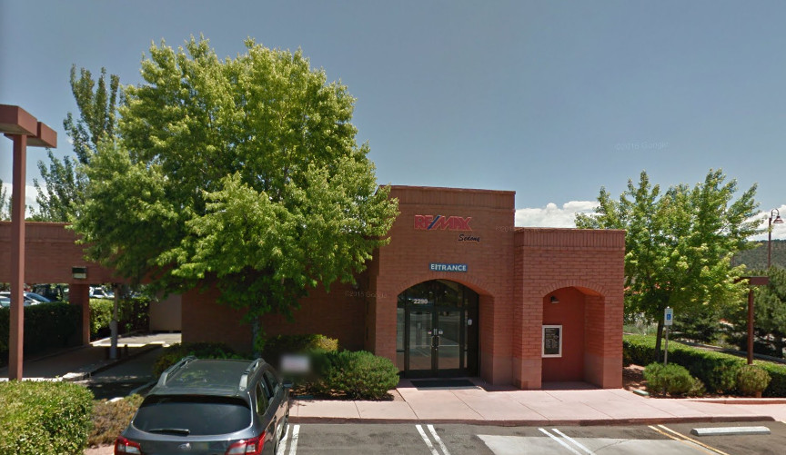 RE/MAX Sedona building and parking